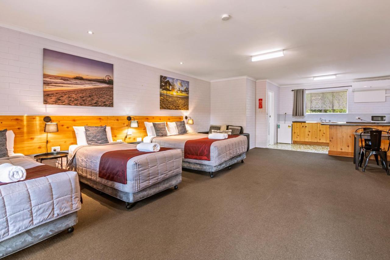 Burringa Garden Motel Wagga Wagga Bagian luar foto
