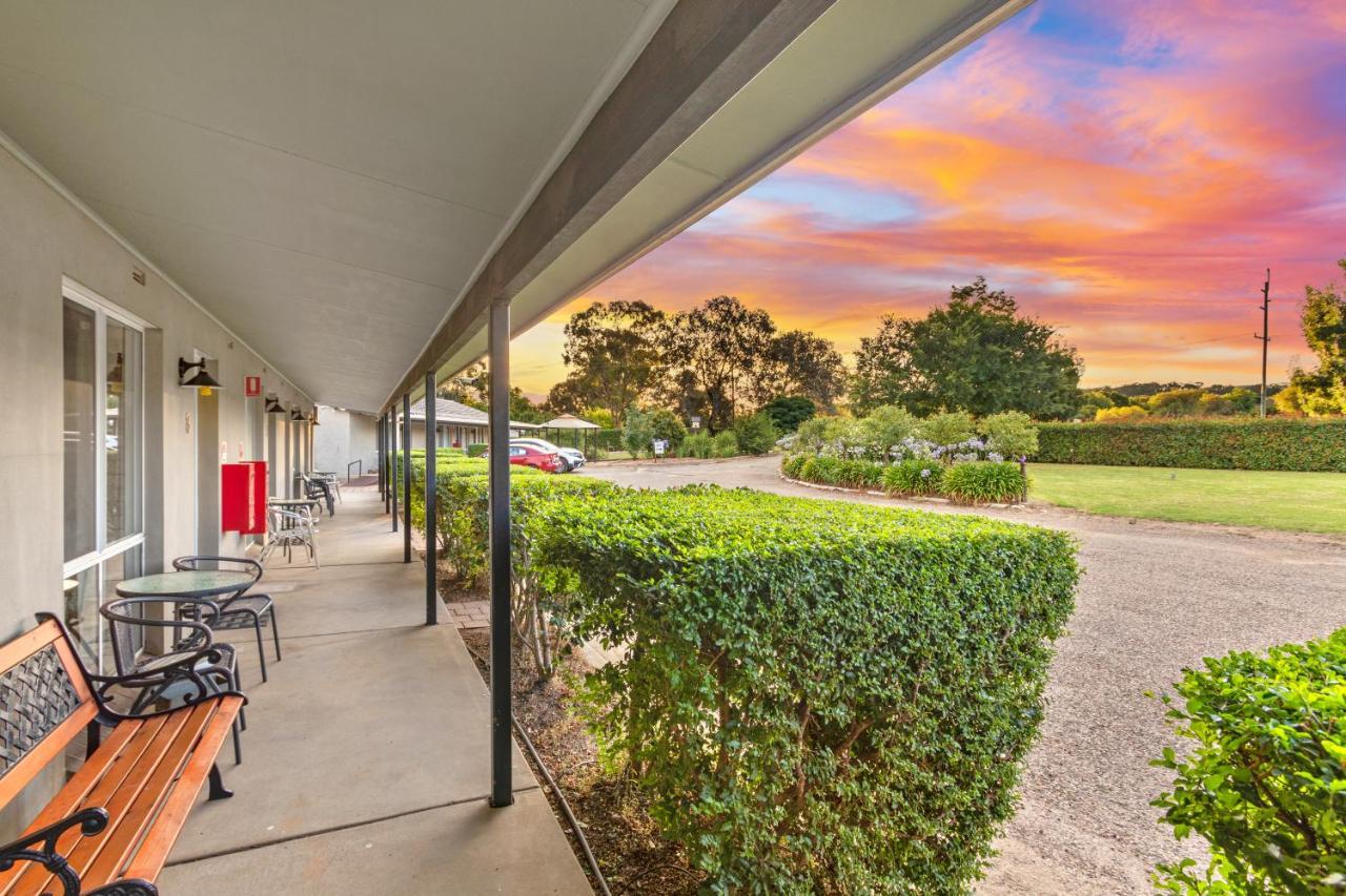 Burringa Garden Motel Wagga Wagga Bagian luar foto