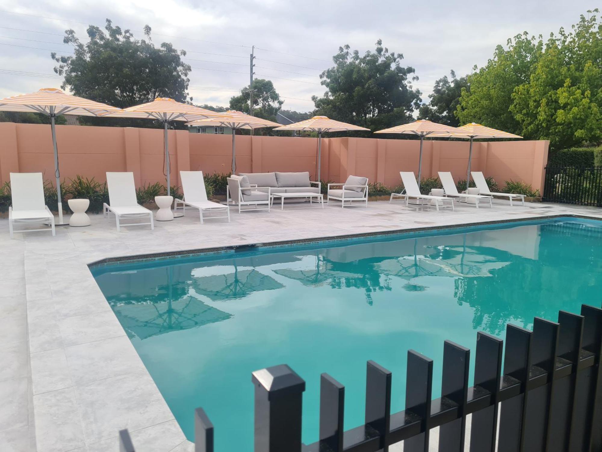 Burringa Garden Motel Wagga Wagga Bagian luar foto