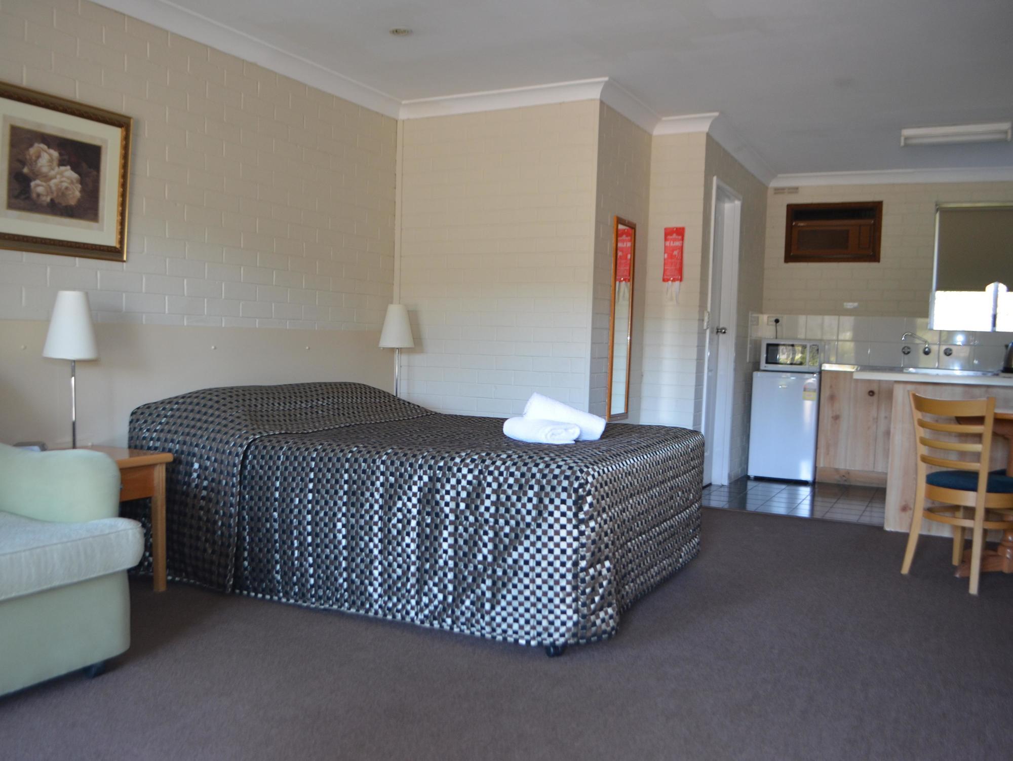Burringa Garden Motel Wagga Wagga Bagian luar foto
