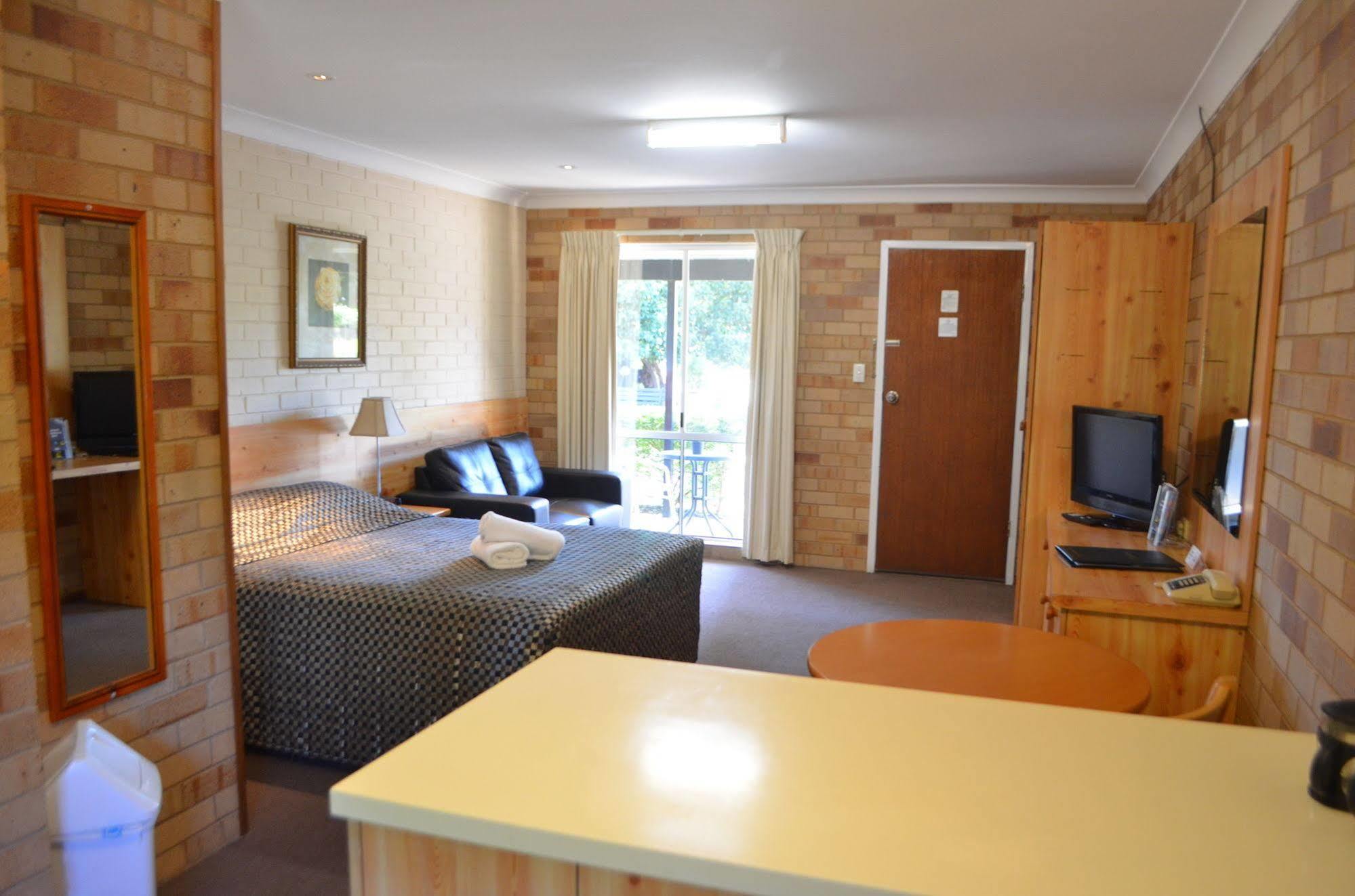 Burringa Garden Motel Wagga Wagga Bagian luar foto